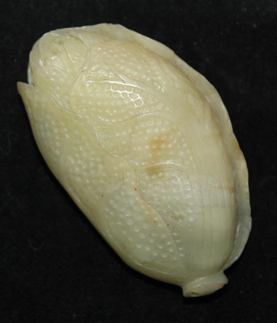 A Chinese soapstone carving of Chinese cabbage, 6cm